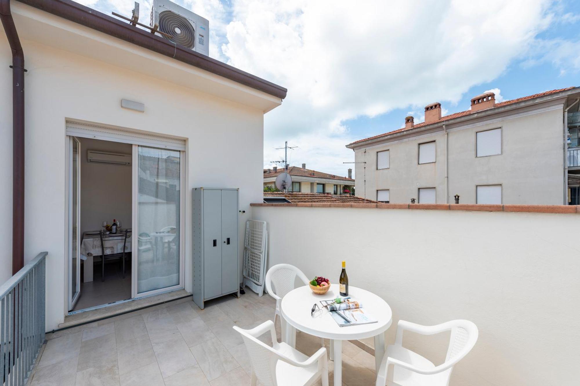 Suite Ondina Viareggio Apartments - Happy Rentals Εξωτερικό φωτογραφία